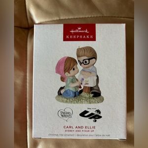 Hallmark Keepsake Limited Edition Precious Moments Carl and Ellie from UP